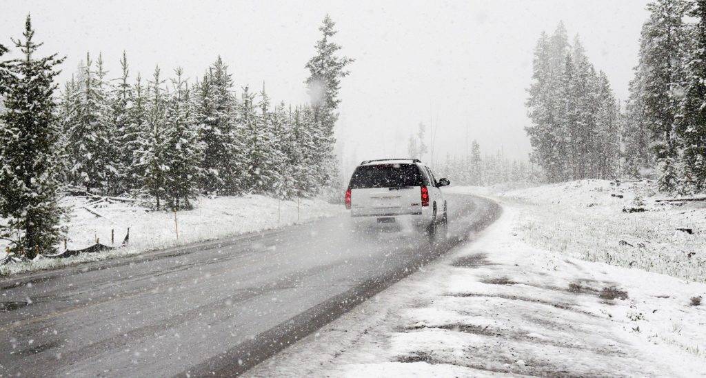 locum-travel-on-winter-road